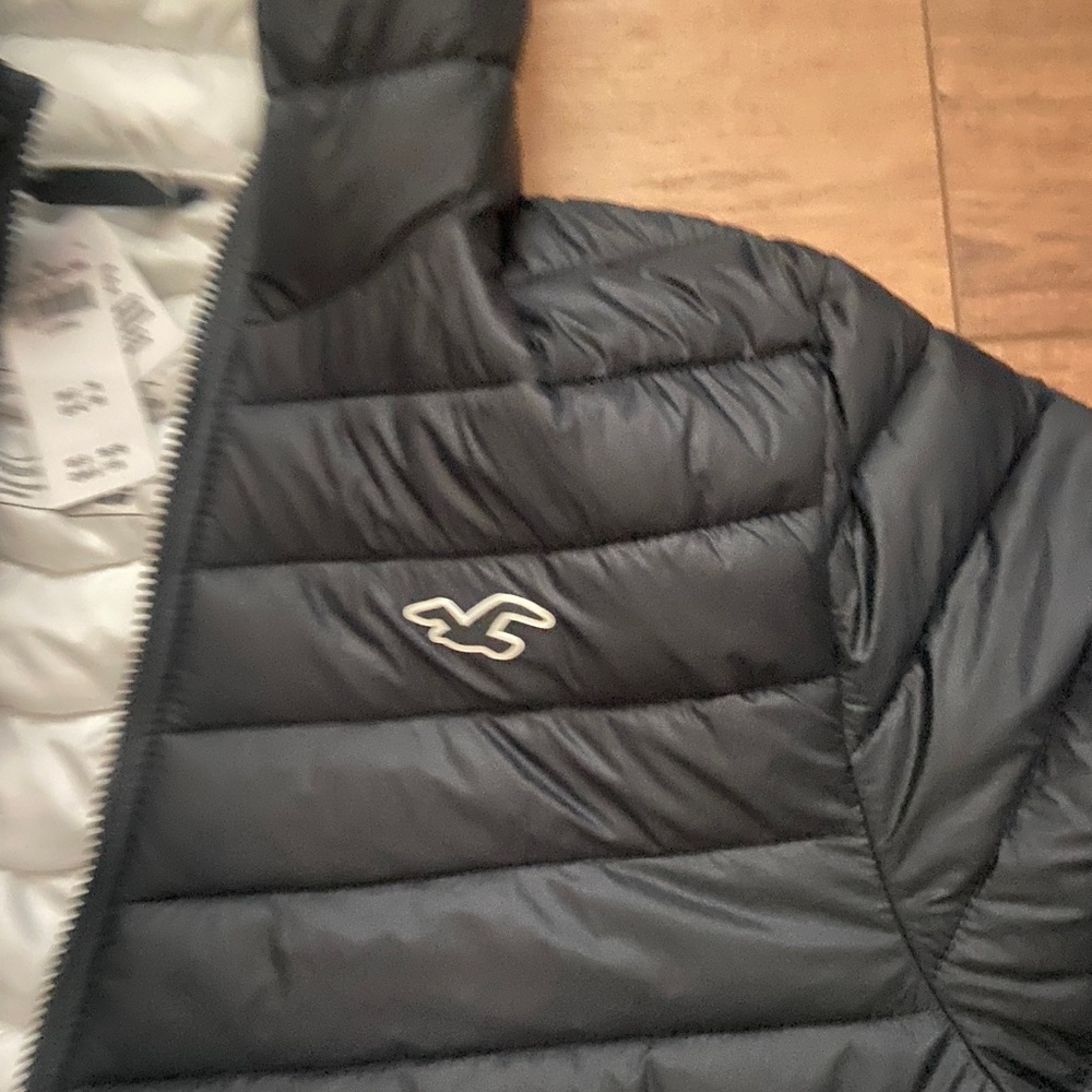 Dark navy blue Hollister puffer coat  only  once